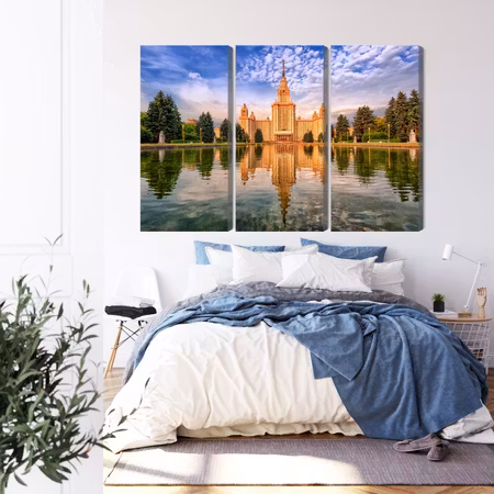 Canvastavla - View of the building of the moscow state