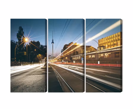 Canvastavla - Panoramic view of the streets of berlin