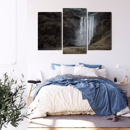 Canvastavla - The majestic skógafoss waterfall