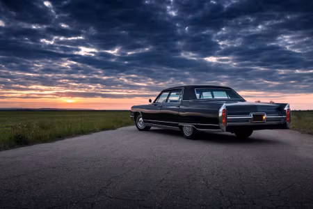 Canvastavla - Sunset Car and Clouds