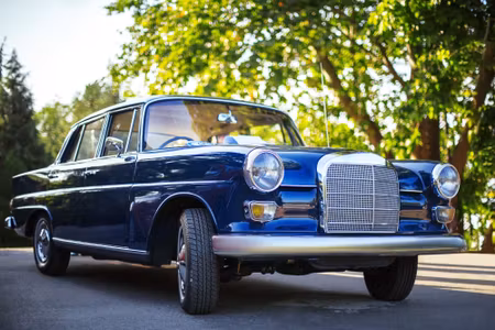 Canvastavla - Elegant Old Car
