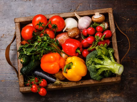 Canvastavla - A Box of Vegetables