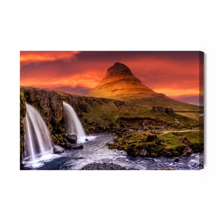 Canvastavla - Kirkjufellsfoss Waterfall in Iceland