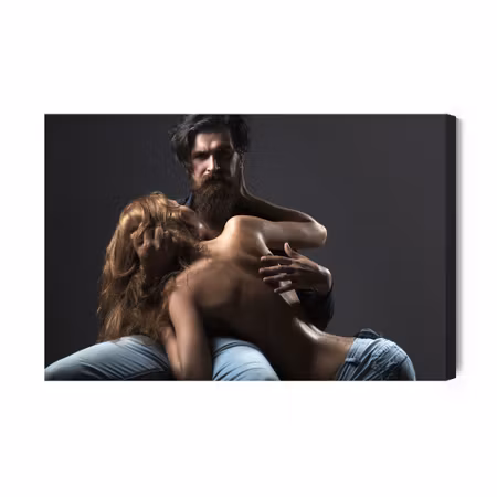 Canvastavla - Sexy Couple in Intimate Pose
