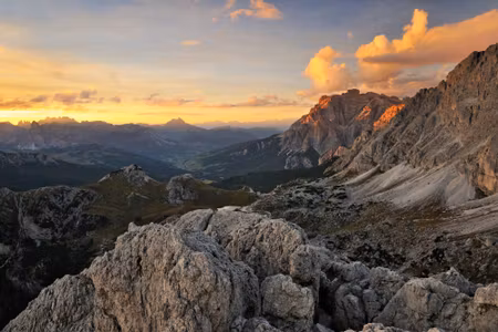 Canvastavla - Dolomites Mountain Range