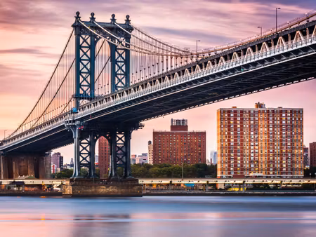 Canvastavla - Manhattan Bridge in London