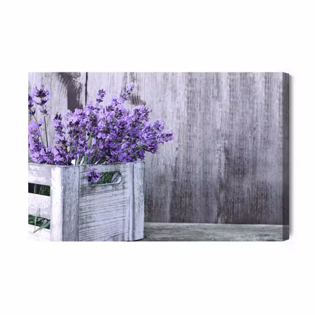 Canvastavla - Lavender Flowers in a Wooden Case