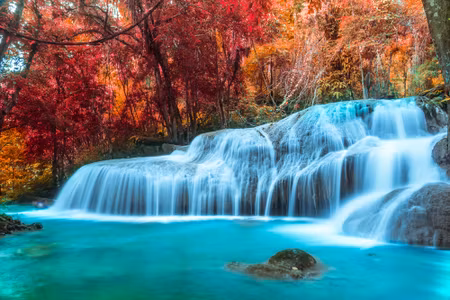 Canvastavla - Autumn Waterfall in Thailand
