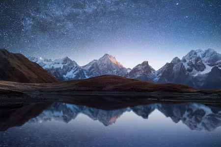 Canvastavla - Mountain Landscape At Night