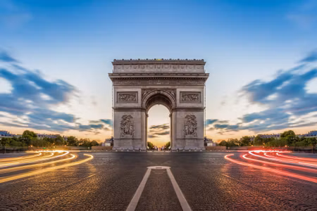 Canvastavla - Triumphal Arch in the Evening Time
