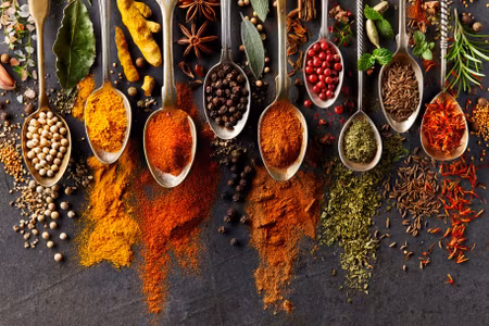 Canvastavla - Multipart Spices on a Black