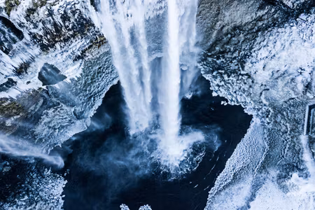 Canvastavla - Multipart Winter Waterfall
