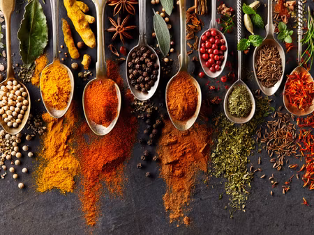 Canvastavla - Multipart Spices on a Black