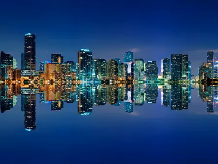 Canvastavla - Multipart Panorama of Miami By Night