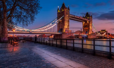Canvastavla - Multipart Tower Bridge in London At