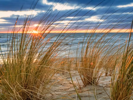 Canvastavla - Multipart Sunrise on the Beach of R