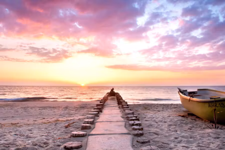 Canvastavla - Multipart Boat on the Beach D