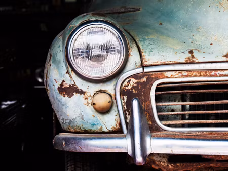 Canvastavla - Front of an Old Vintage Car