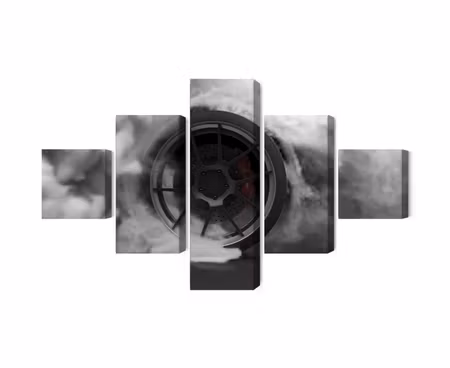 Canvastavla - Multipart Car Wheel in a Cloud of D