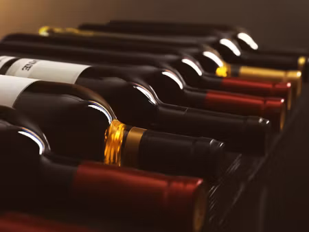 Canvastavla - Multipart Delicious Wine Bottles