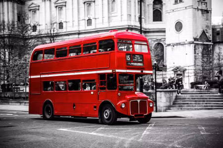 Canvastavla - Multipart a Double Decker Bus in