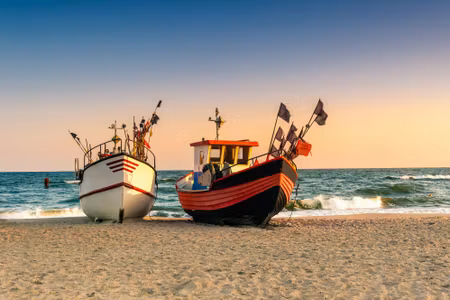 Canvastavla - Multipart Fishing Boats on the Beach
