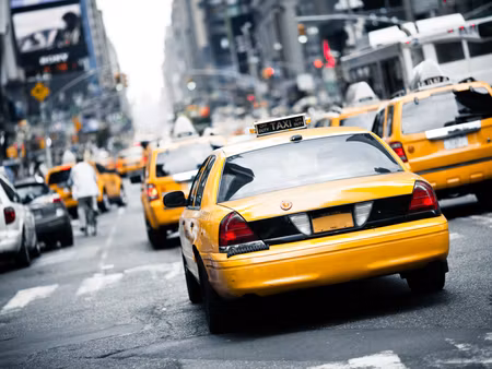 Canvastavla - Multipart Taxis on the Streets of