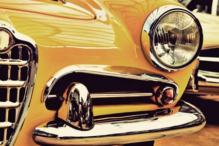 Canvastavla - Multipart the Front of a Vintage Car