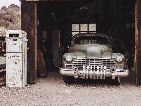 Canvastavla - Multipart Old Car in Vintage Style