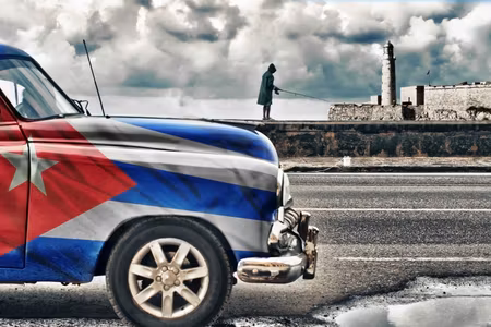 Canvastavla - Multipart a Car with a Cuban Flag