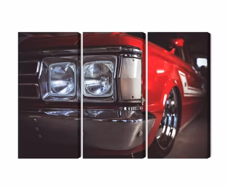Canvastavla - Multipart Headlight on an Old Car