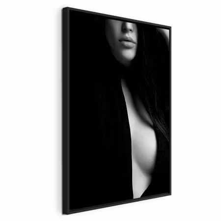 Canvastavla med ram - Sensual elegance vertical