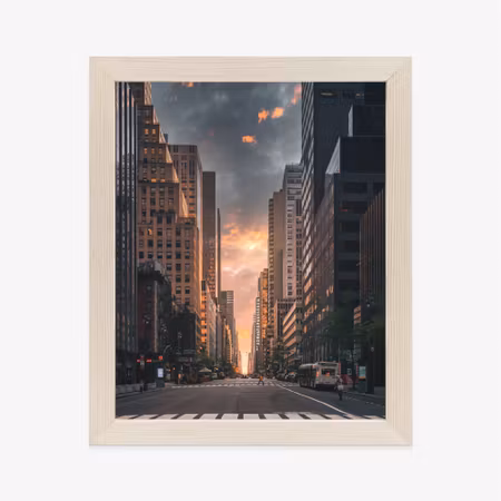 Poster med ram - New york street at sunrise