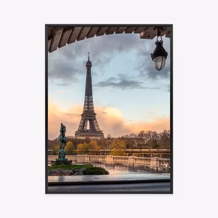 Poster med ram - View of the eiffel tower from the