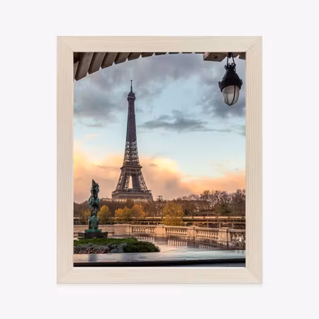 Poster med ram - View of the eiffel tower from the