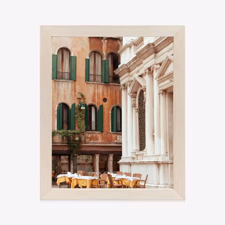Poster med ram - A cafe in a venetian square among