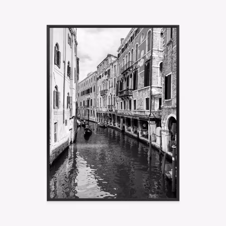 Poster med ram - Canal in venice in black and