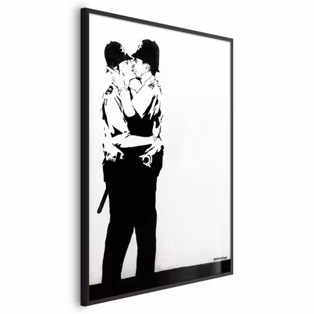 Poster med ram - The policemen's kiss
