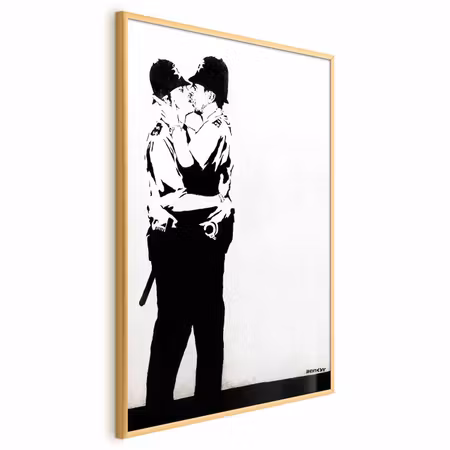 Poster med ram - The policemen's kiss