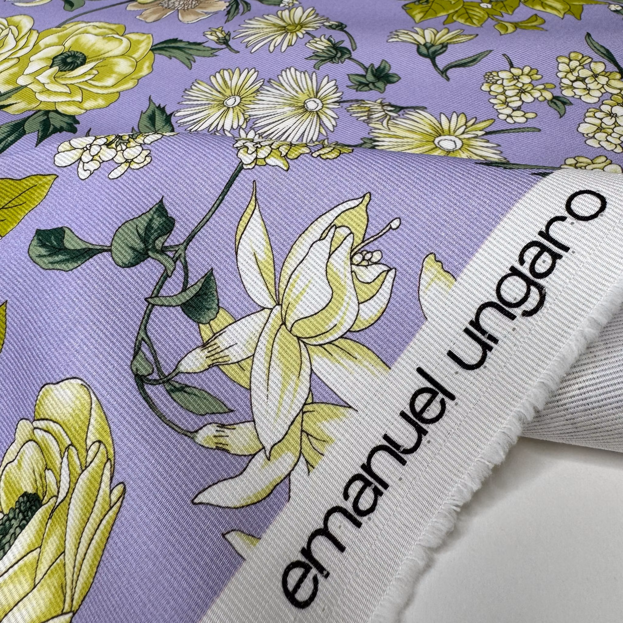 1m Bomullsrips syrenlila blommig Ungar*