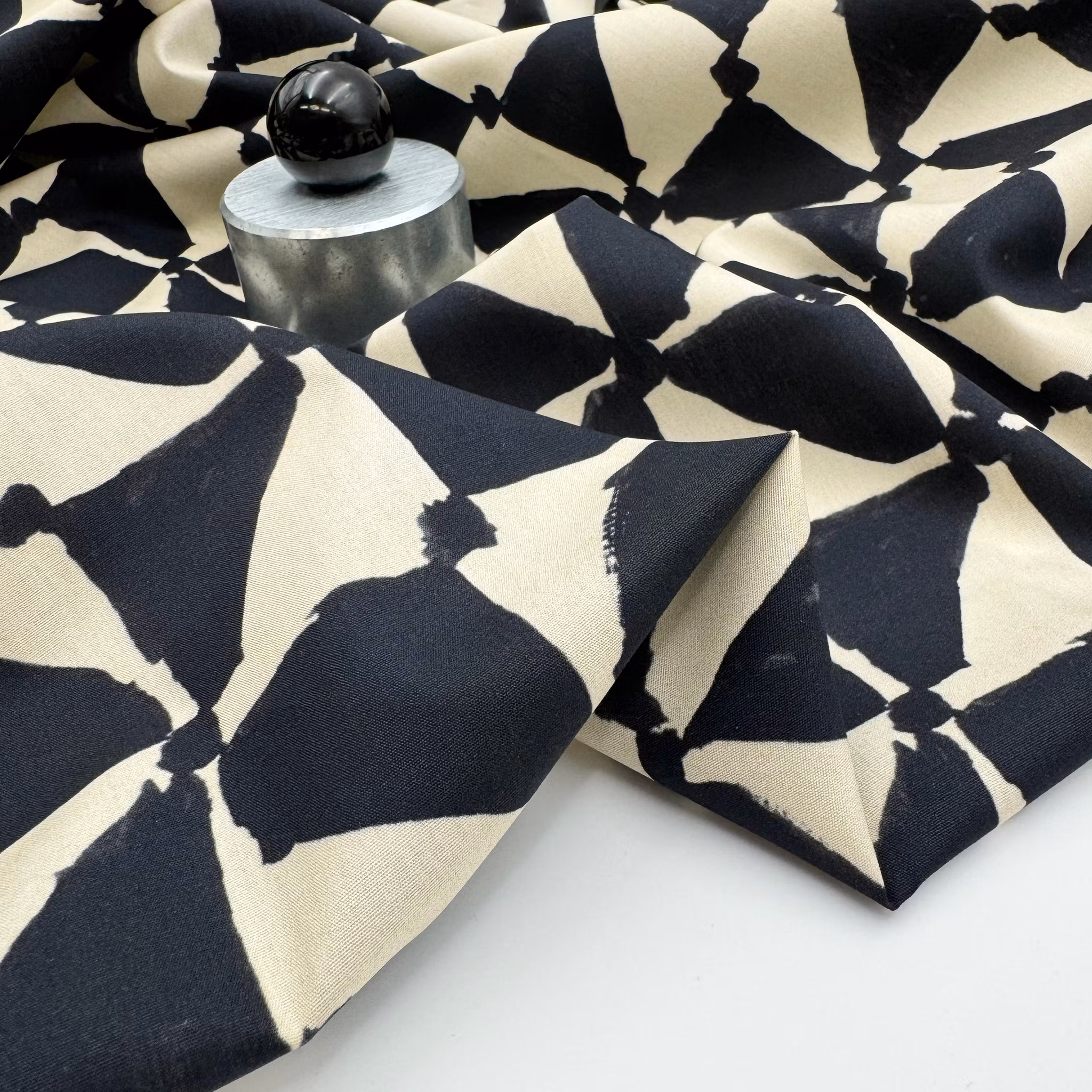 1,8m Bomull svart/crème grafisk Max M