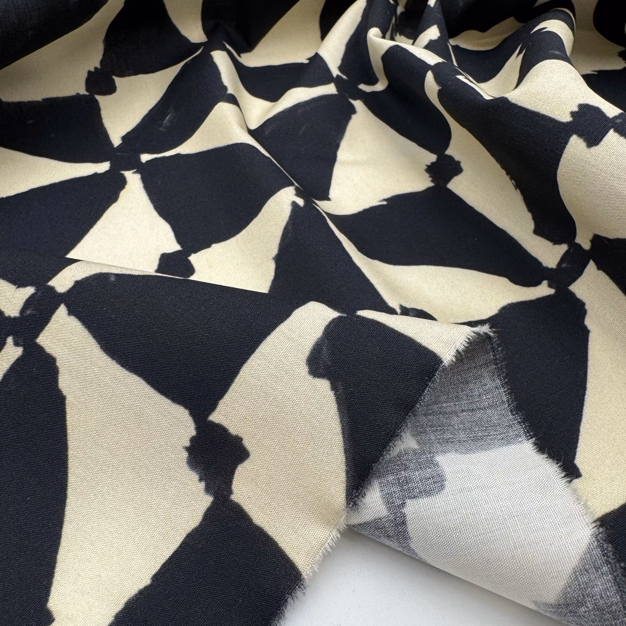 1,8m Bomull svart/crème grafisk Max M