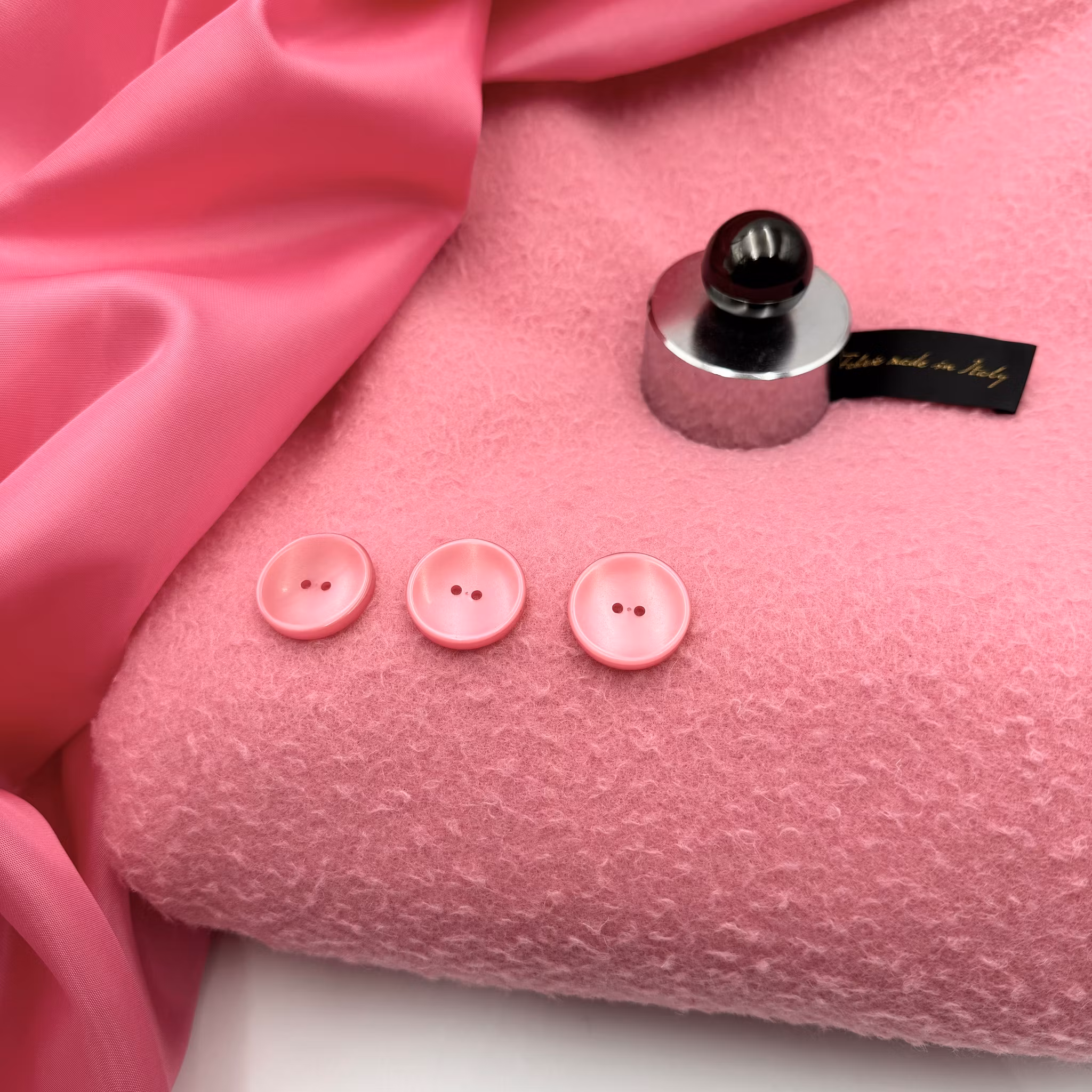 1,5m Kappull tufsig rosa (lite smuts i kanten)