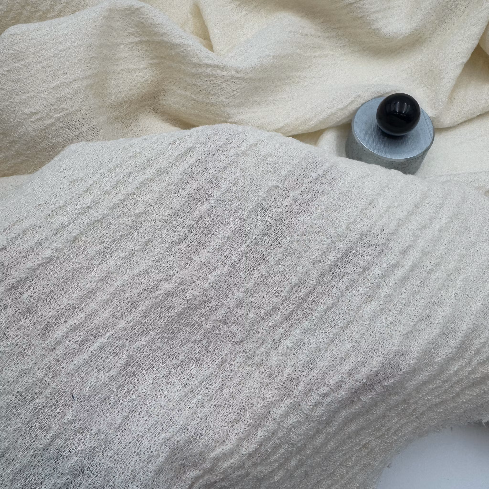 2m Ullmuslin gräddvit