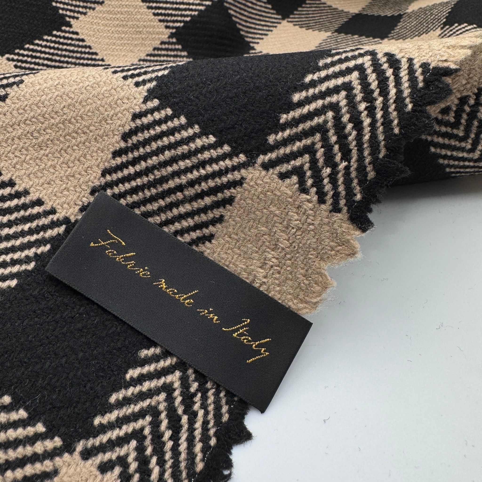 1,95m ullruta svart/beige Dio*
