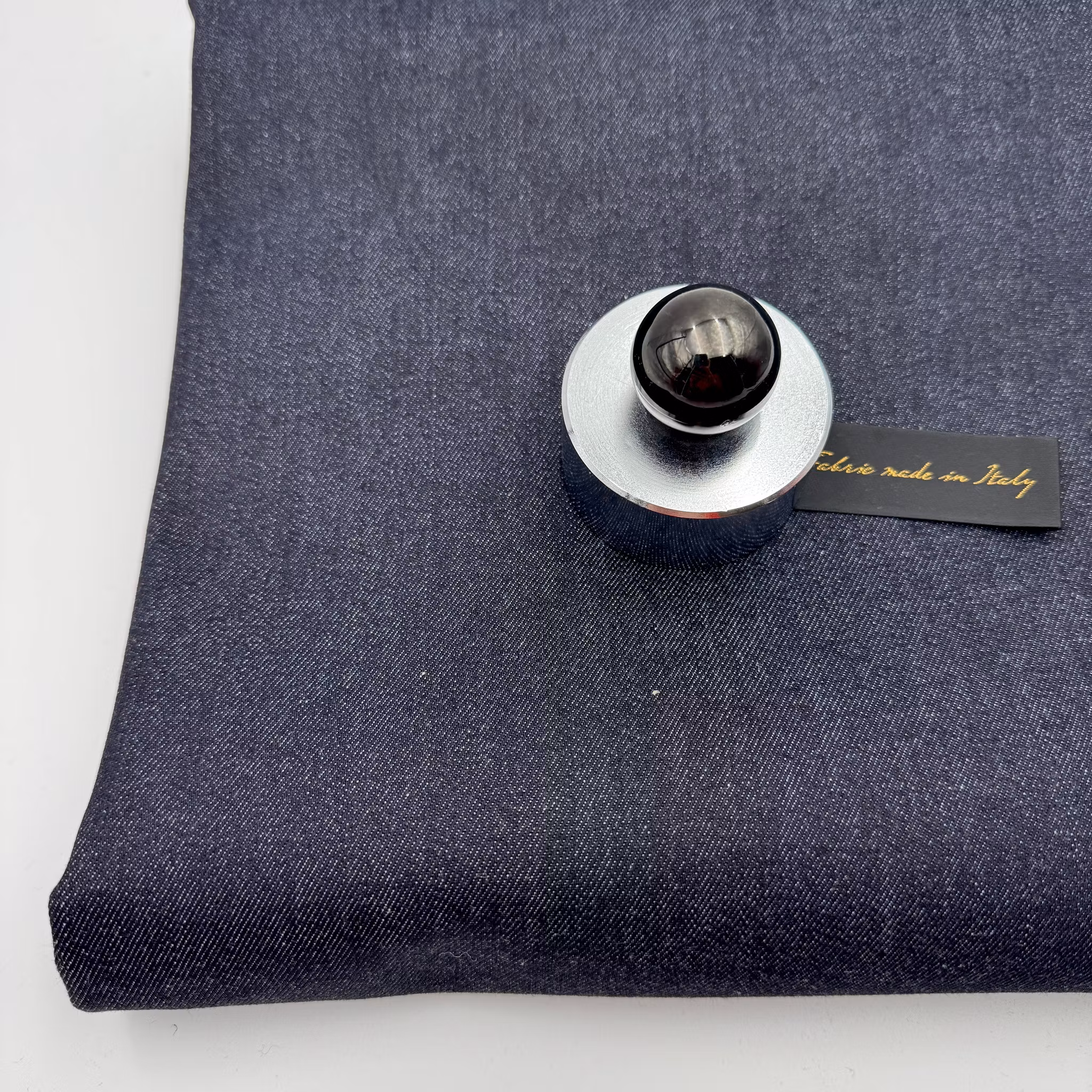 2,5m denim mörkblå Max M*** med vävfel