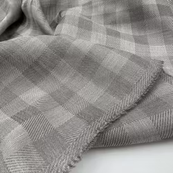 1,5m Sidenjaquard grårutig Max M