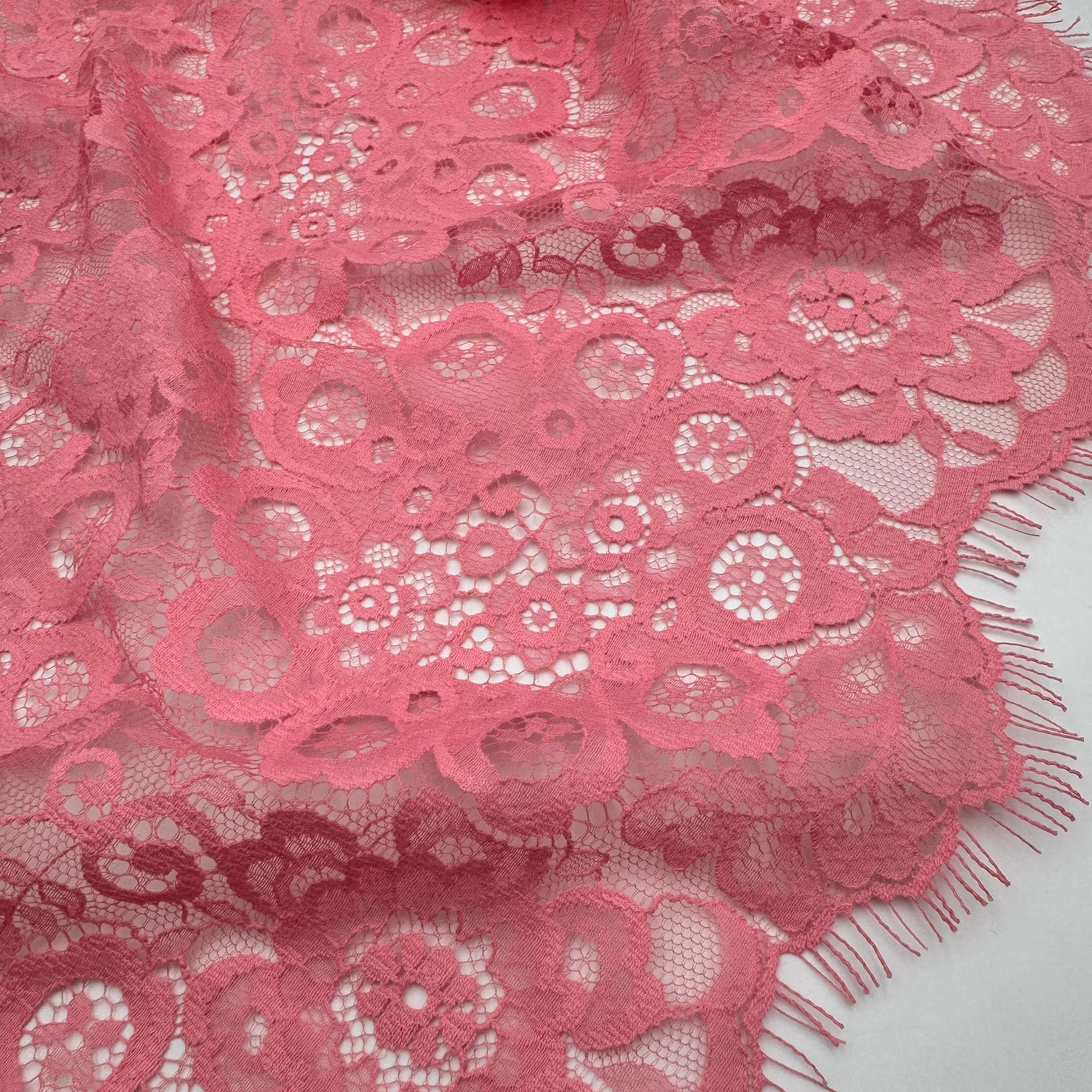 1,5m bomullsspets rosa Valentin*