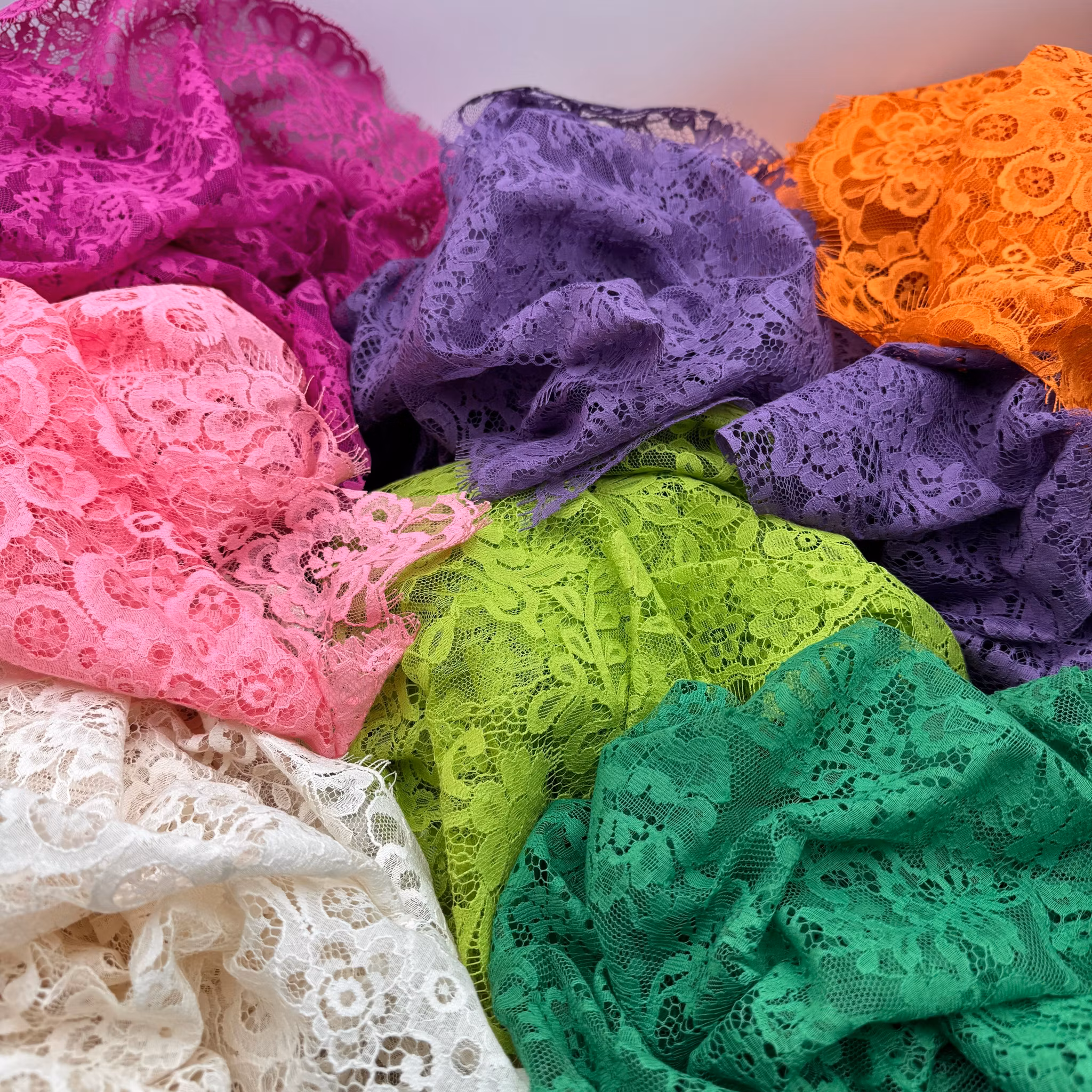 3m bomullsspets orange Valentin*