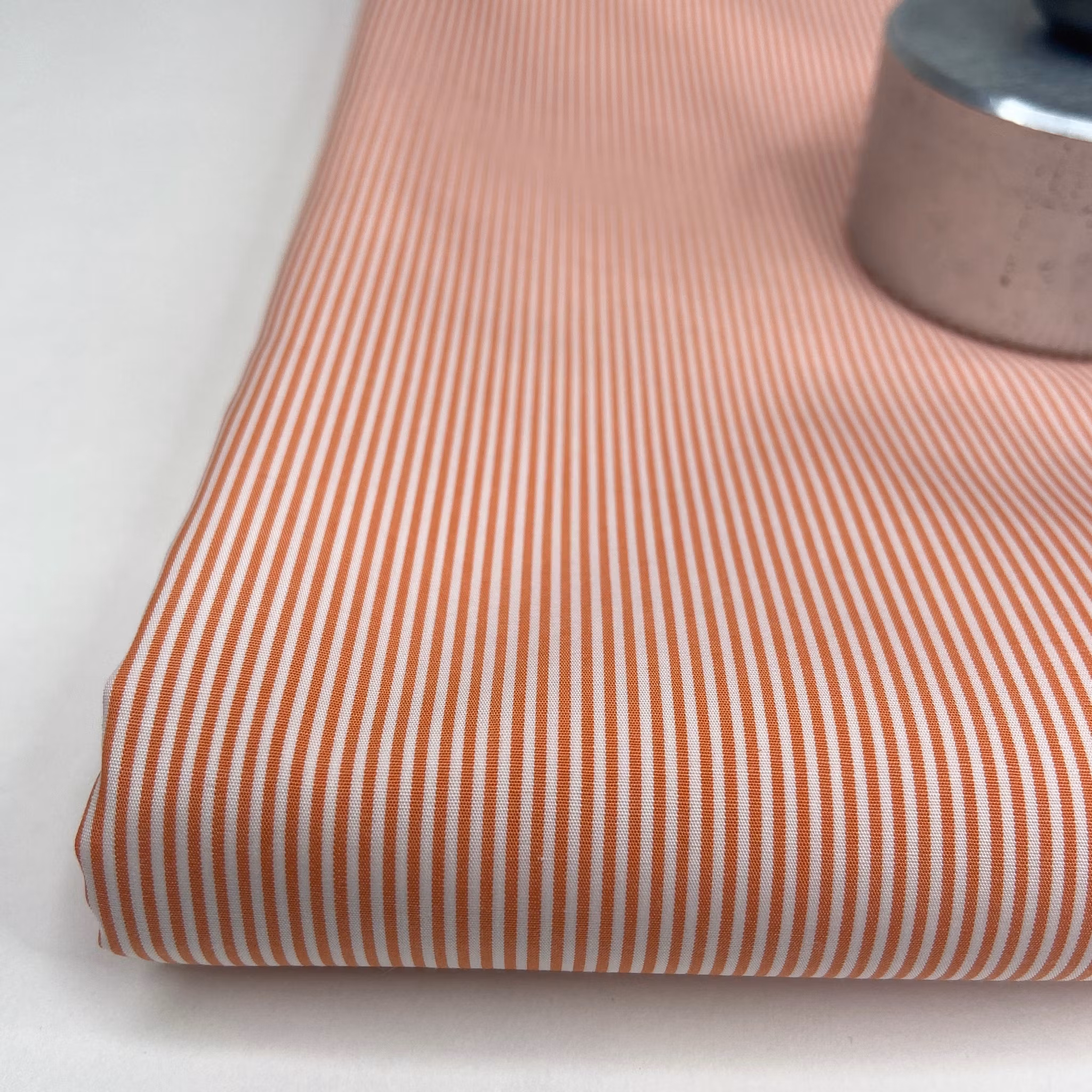 2,2m Bomull, Smal rand, orange/vit